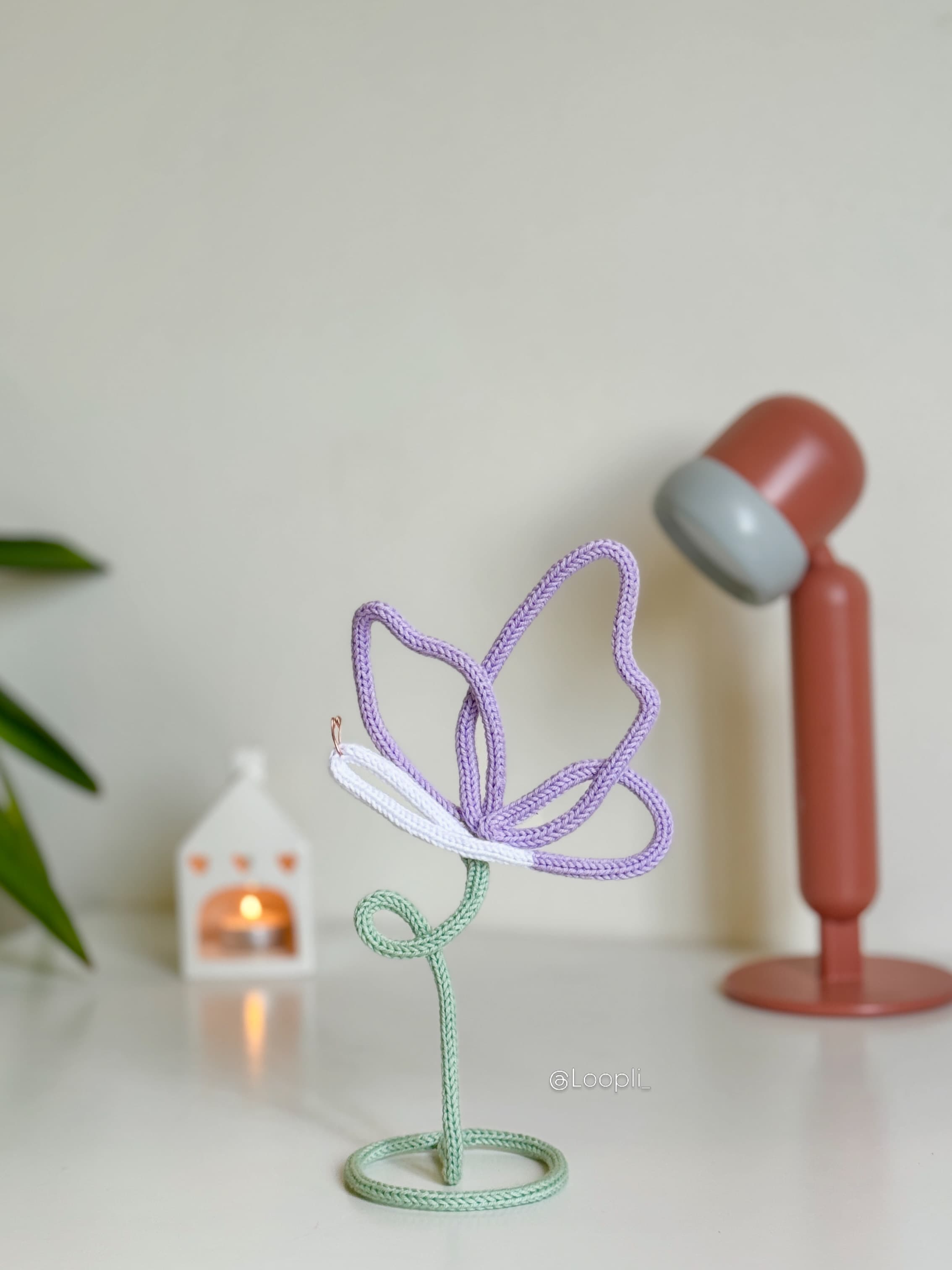 Loopli | Butterfly Stand Decor