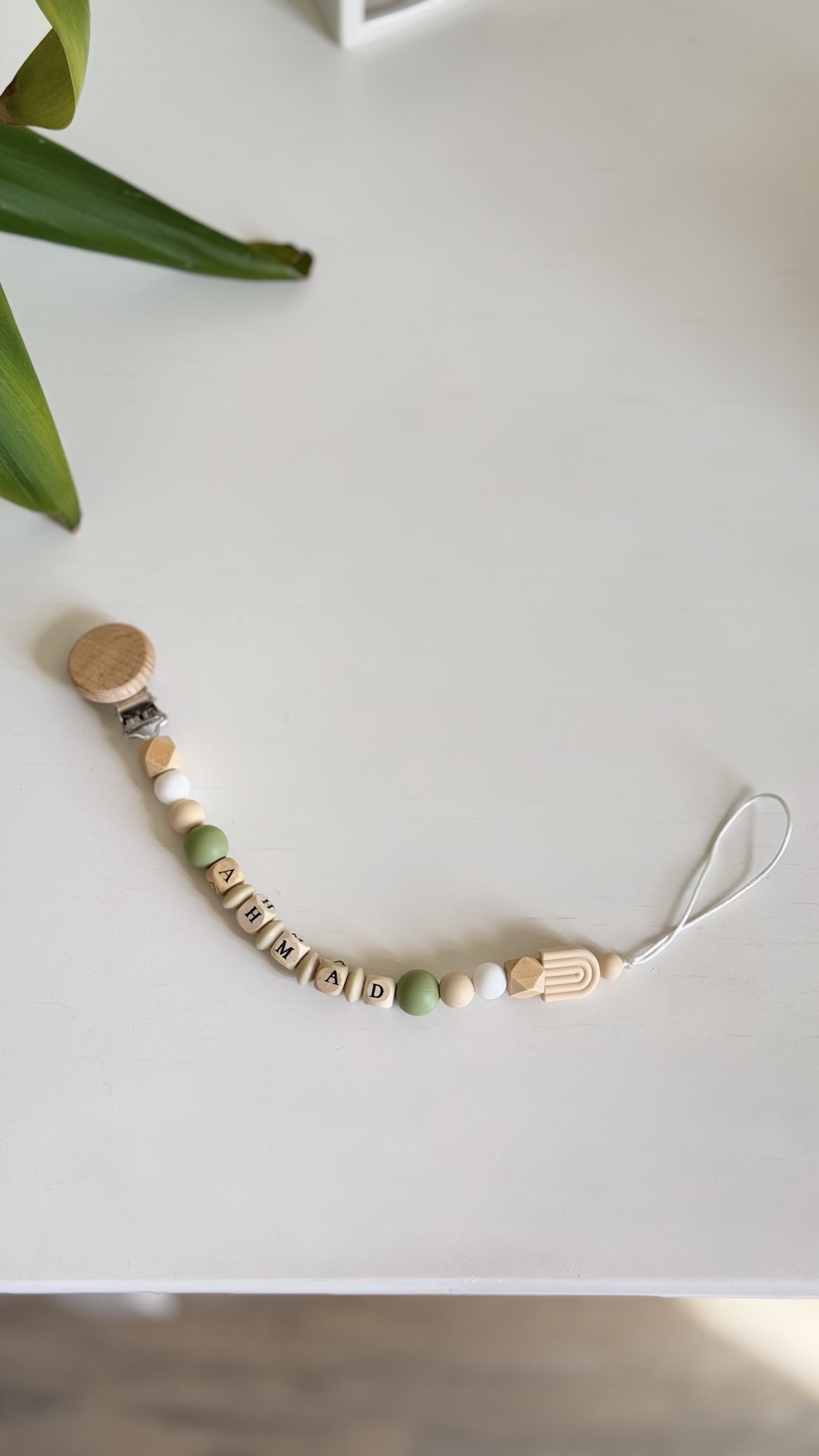 Loopli | Mint Green Pacifier Chain