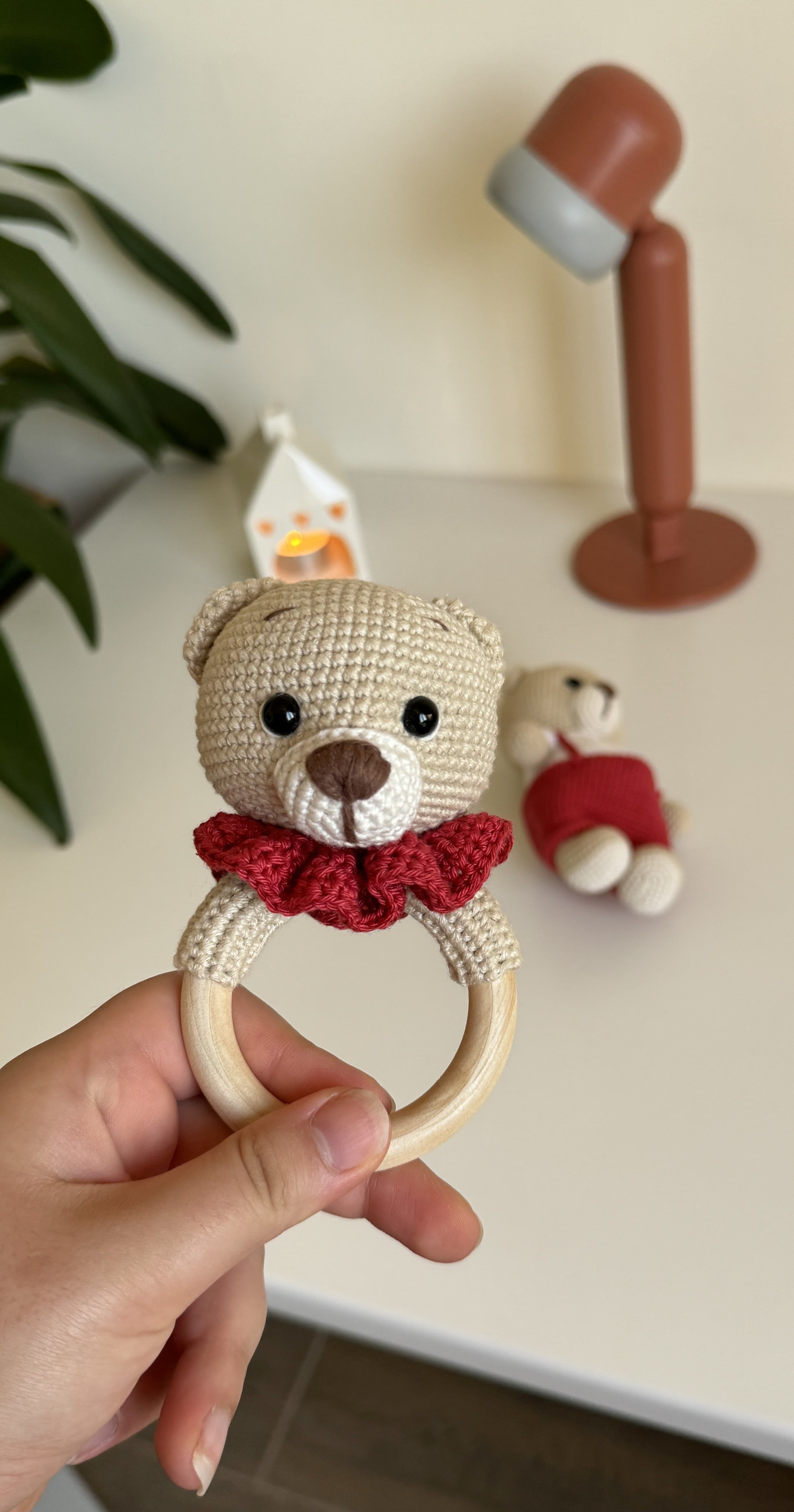 Loopli | Bear Rattle — Red Collar