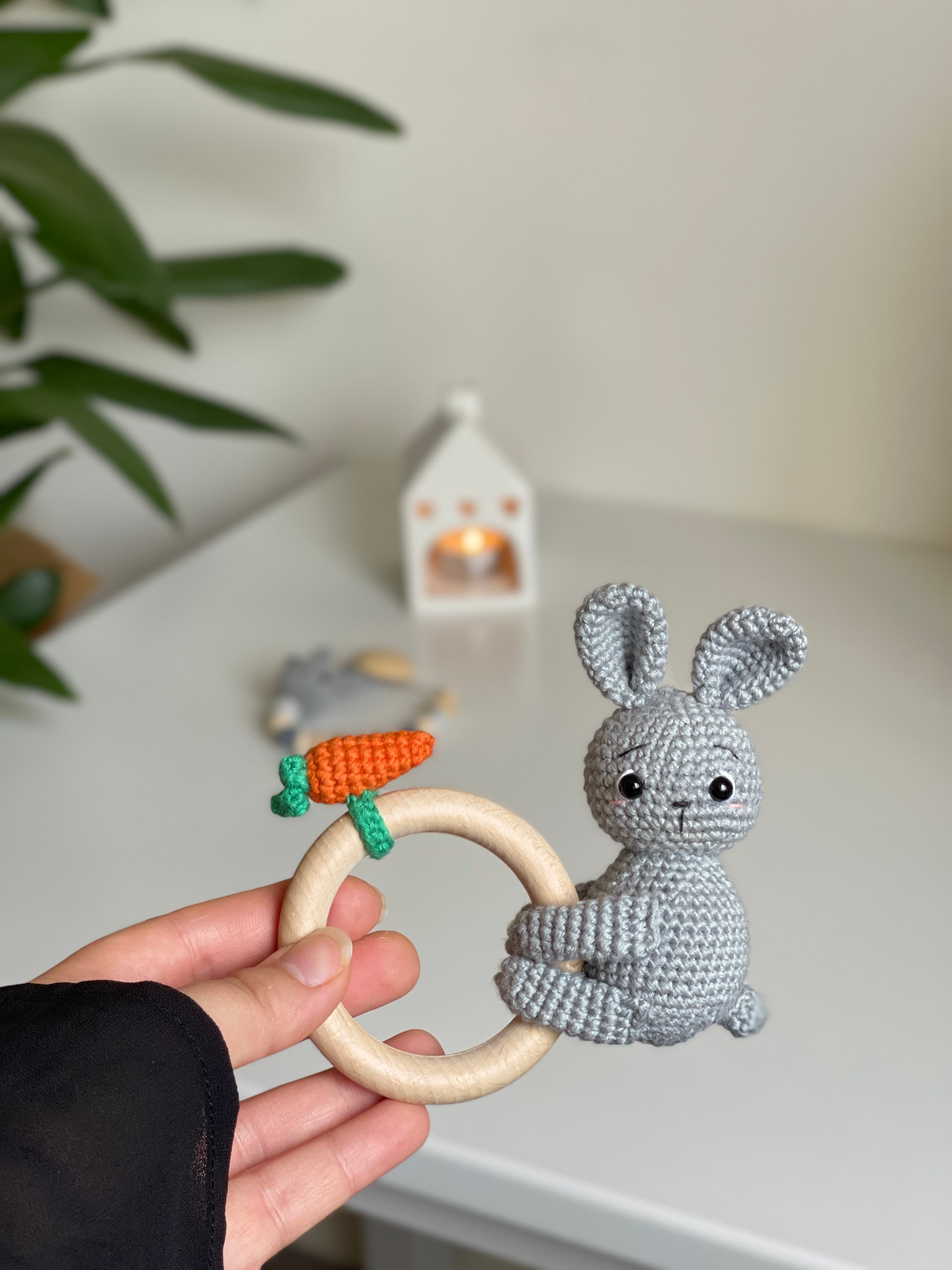 Loopli | Bunny Rattle — Carrot